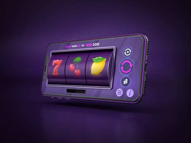 Side-by-side comparison of Android app and iOS browser interface showing live roulette table with player chat and balance display